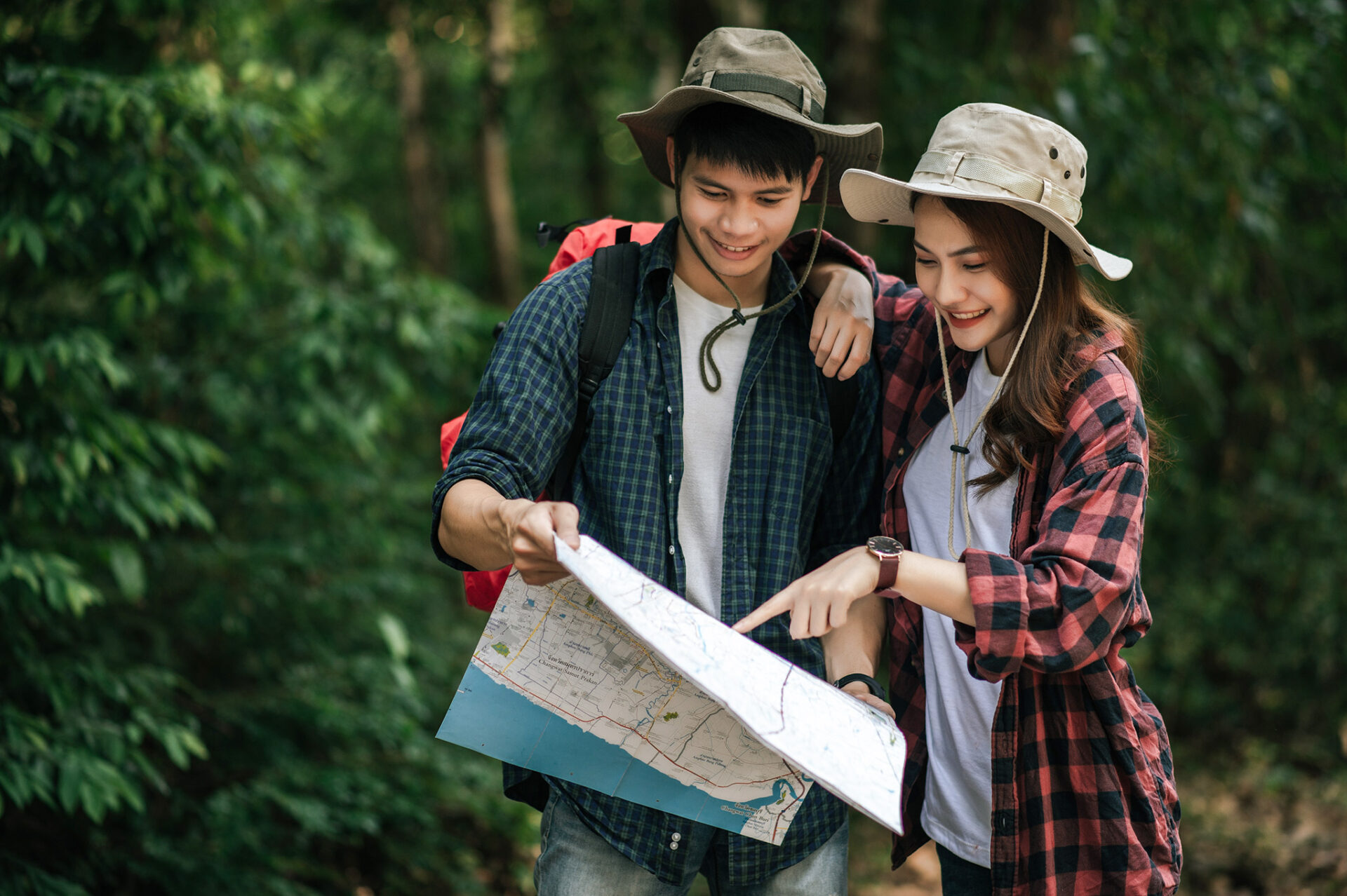 เดินป่า